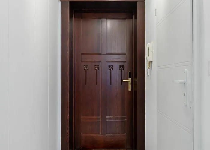 Azarentier1 Slowackiego * Познань